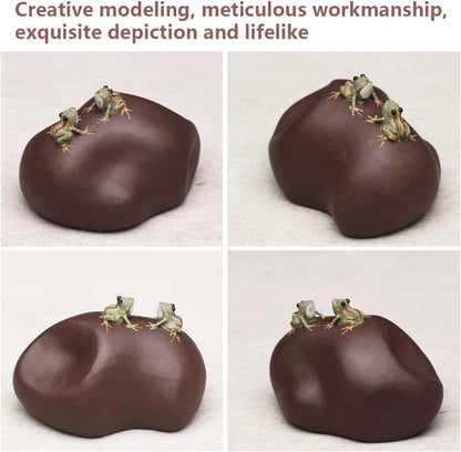 LYART Tea Pet Frog That Can Spray Water, Cute Zisha Kung Fu Tea Ornament Accessories of Frog Tea Set, Decoration for Tea Table Desk Tearoom, Great Gift for Tea Lover Friend (1. Frogs and stones)