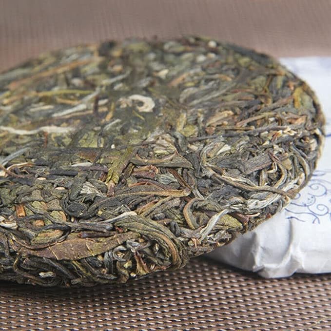 Old Ancient Tree Pressed Pu'er Tea Yunnan Menghai Raw Tea Cake 100g