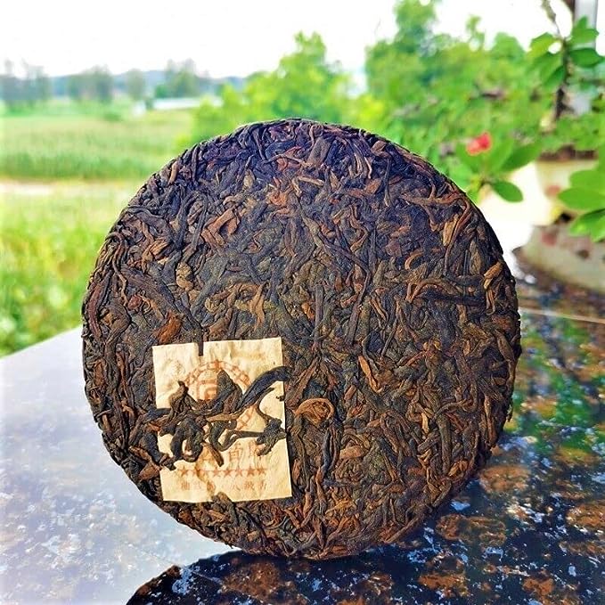 Healthy Drink Golden Bud Cooked Tea Yunnan Ripe Pu-Erh Tea Cake Pressed Tea 200g