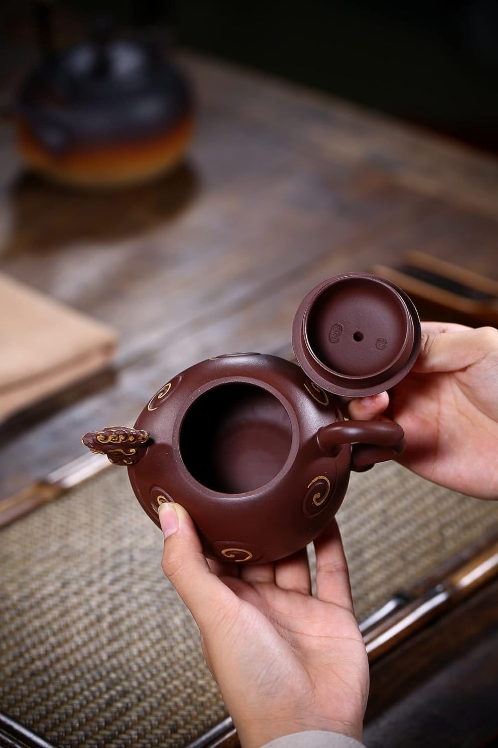 LingXuanGe Kung-fu Teaware Zisha Teapot Handmade Pot Purple Clay Drinkware for Puer Green Black Chinese Tea Purple Clay Golden Roost