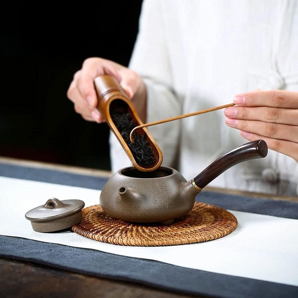 Purple Clay Teapot Traditional Yixing Teapot Handmade Raw Ore Segment Mud Teapot Creativity Handle Zisha Teapot Kungfu Tea Set Teapots (Size : 230ml/8oz)