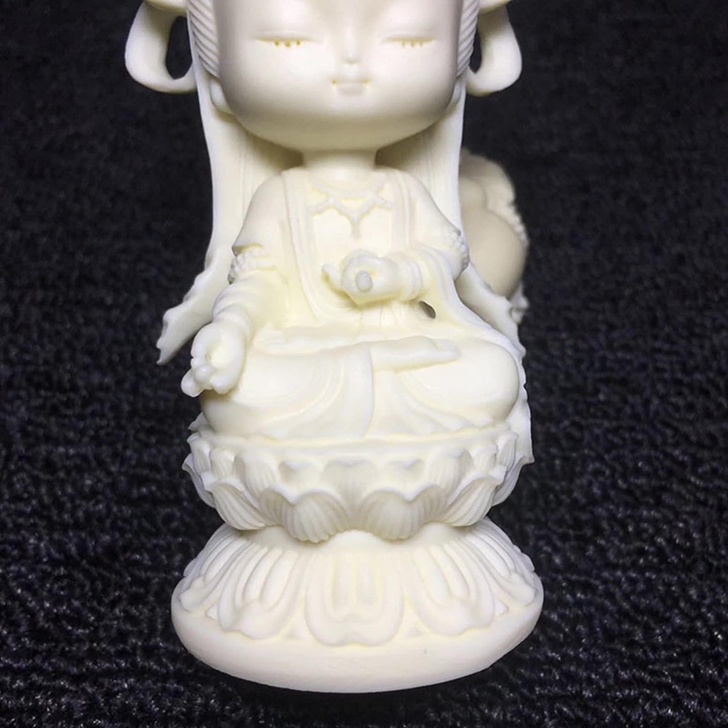 zunibo Mini GuanYin Statue,Cartoon Kuanyin Decor,Small Quan Yin Buddha Statue,Feng Shui Contemplation Buddha Statues Decoration,Home Office Table Ornaments,White