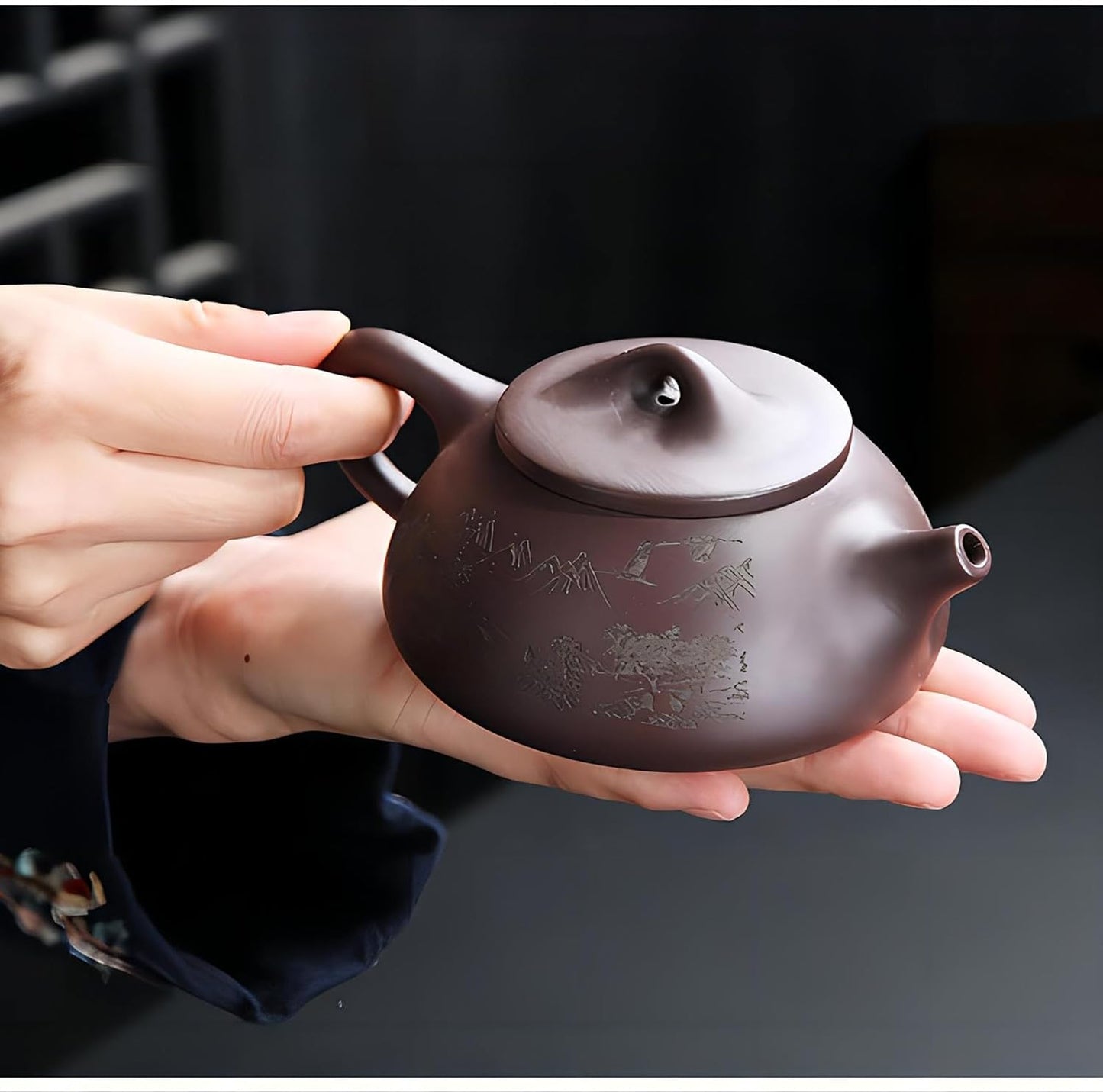 Clay Teapot Teacup Set, 6 oz Chinese Yixing Zisha Teapot with 4 Clay Tea Cups Portable Travel Kungfu Tea Set (Purple clay)