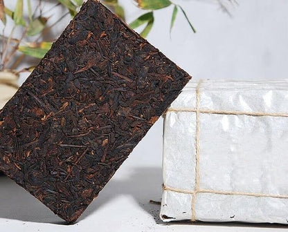 Chinese Kung Fu Black Tea 250g Yunnan Puer Tea Brick Old Pu Erh Tea Healthy Food