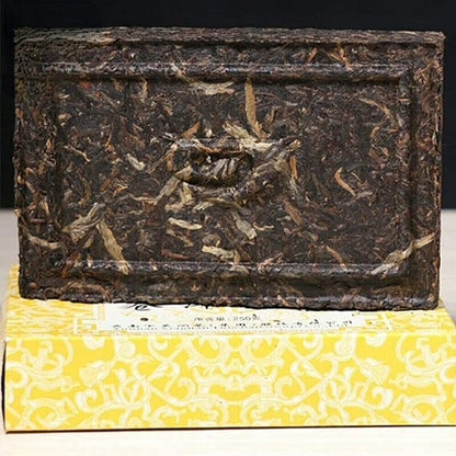 250g Sheng Raw Puerh Tea Cang Er Fangzhuan Brick Aged Raw Puer (250g)