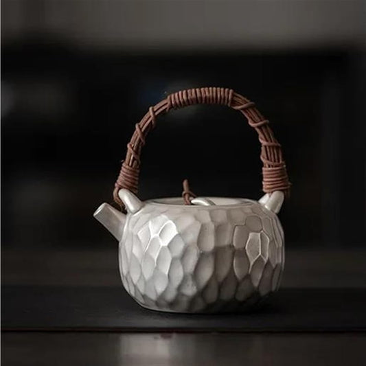 Afternoon Tea Set Handmade Gilt Silver Pot Hammer Pattern Lifting Beam Pot Kung Fu Tea Set Ceramic Teapot Single Pot Tea Set For Adults