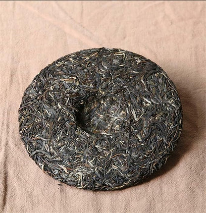 Yunnan Raw Tea Sheng Tea Natural Organic Health Puer Tea Pu-erh Tea Cake 357g