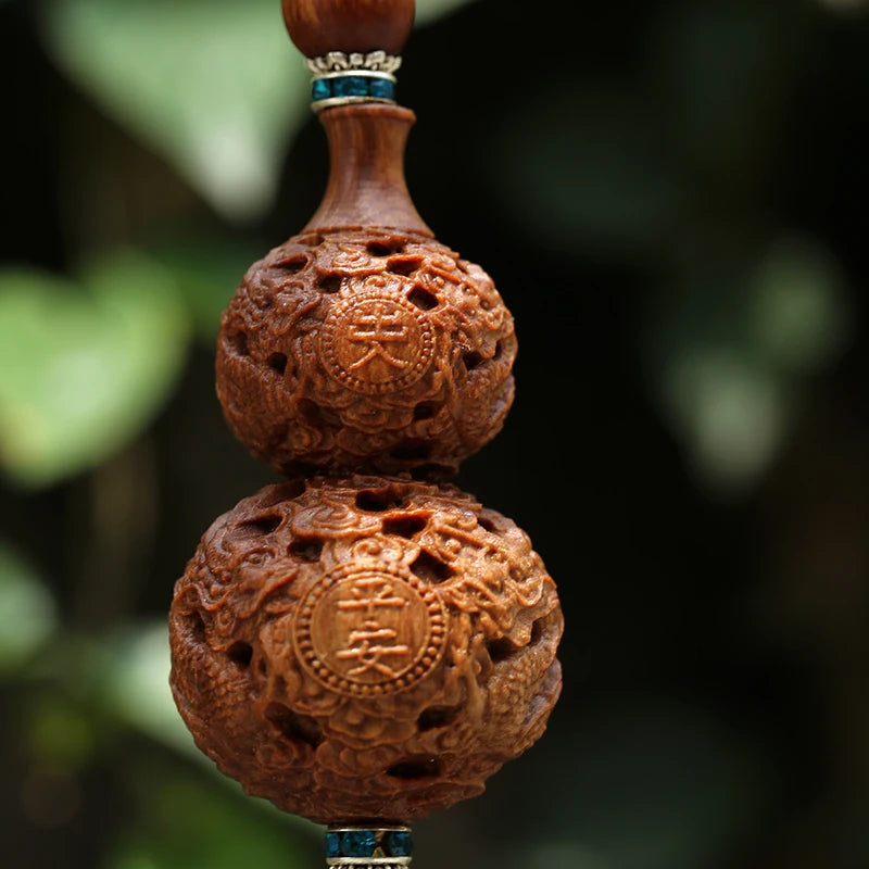 6cm Dragon Pattern Gourd Wood Carving Gifts Peace Figurines Car Pendant Ornaments