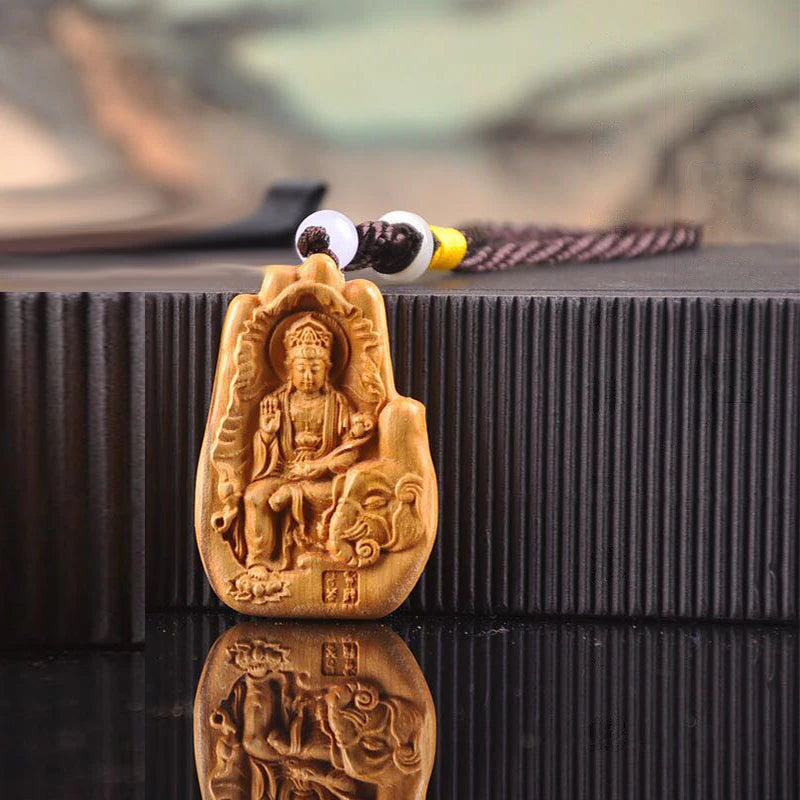 6cm The Eight Guardian God Buddha Statue Car Key Chain Pendant Home Decor Thuja Wood Key Chain Hanging Decoration