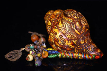 7"Tibetan Temple Collection Old Natural Conch Cinnabar Four armed Guanyin Buddha Conch Pendant Amulet Worship Hall Town house