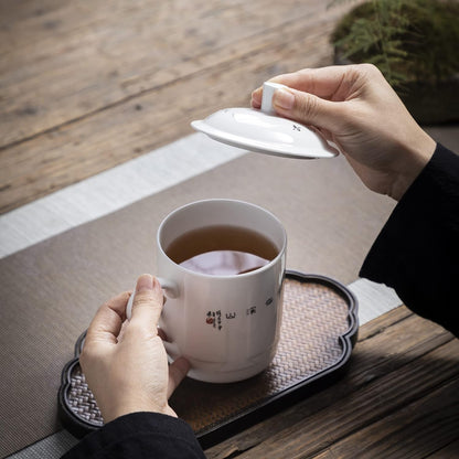 SILINE Fine Bone China Tea Cup with Lid 13.5 Oz, Jingdezhen Blue and White Porcelain Mug