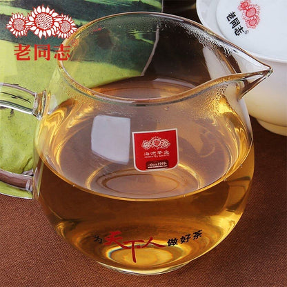 Pu-erh Tea Cake Haiwan Puer Tea Old Comrades "Spring" Chun Lu Puer Tea 400g