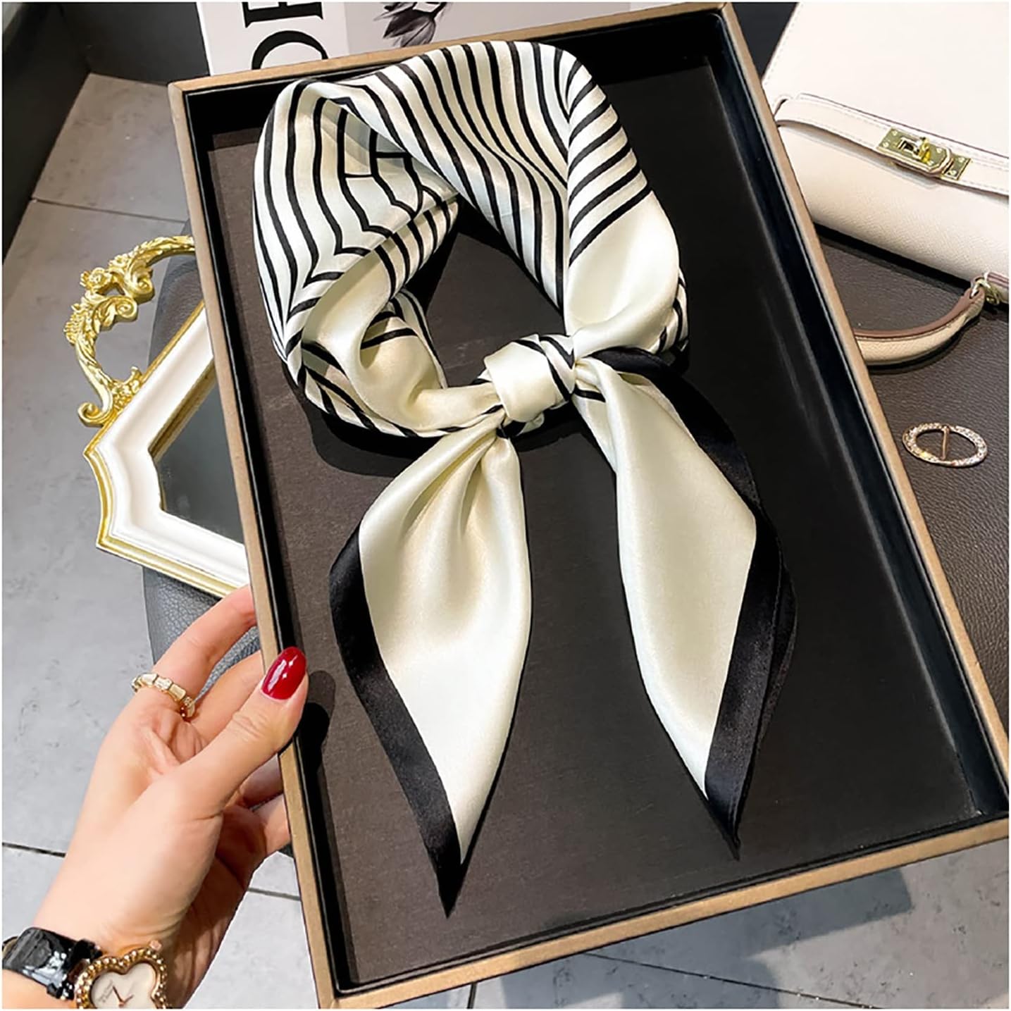 RAN Winter Warm Scarfs Silk Scarf, Simple Striped Pattern Scarf 70cm Square Neck Scarves Shawl for Women Girls