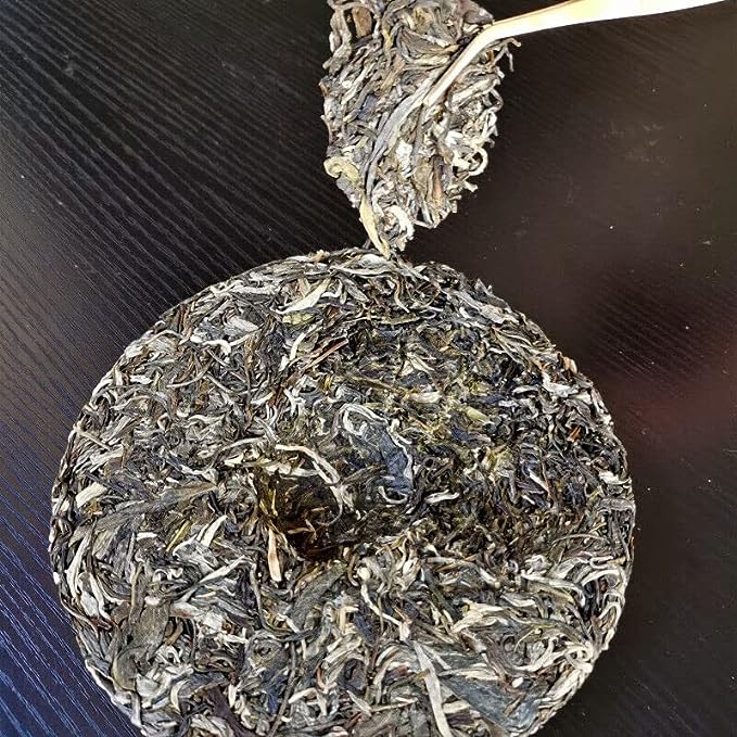 Yiwuqingbing Organic Arbor Pu'er Tea Health Care Natural Pu'er Raw Tea 357g
