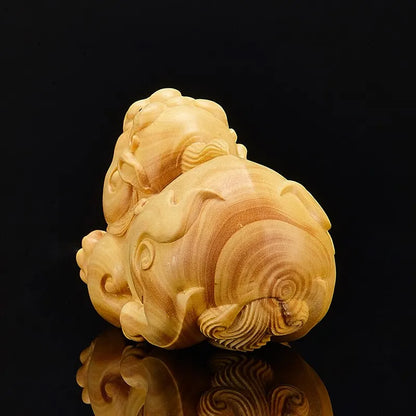 7CM Mythical Boxwood Pixiu Lion Solid Wood Statue Myth Wood Animal Statue Lion Statue Arts Lucky Statue Home Decoration