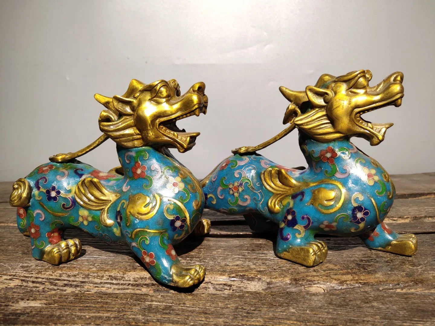 8"Tibetan Temple Collection Old Bronze Cloisonne Gilt Kirin Unicorn Statue a pair door god ornament Town house Exorcism
