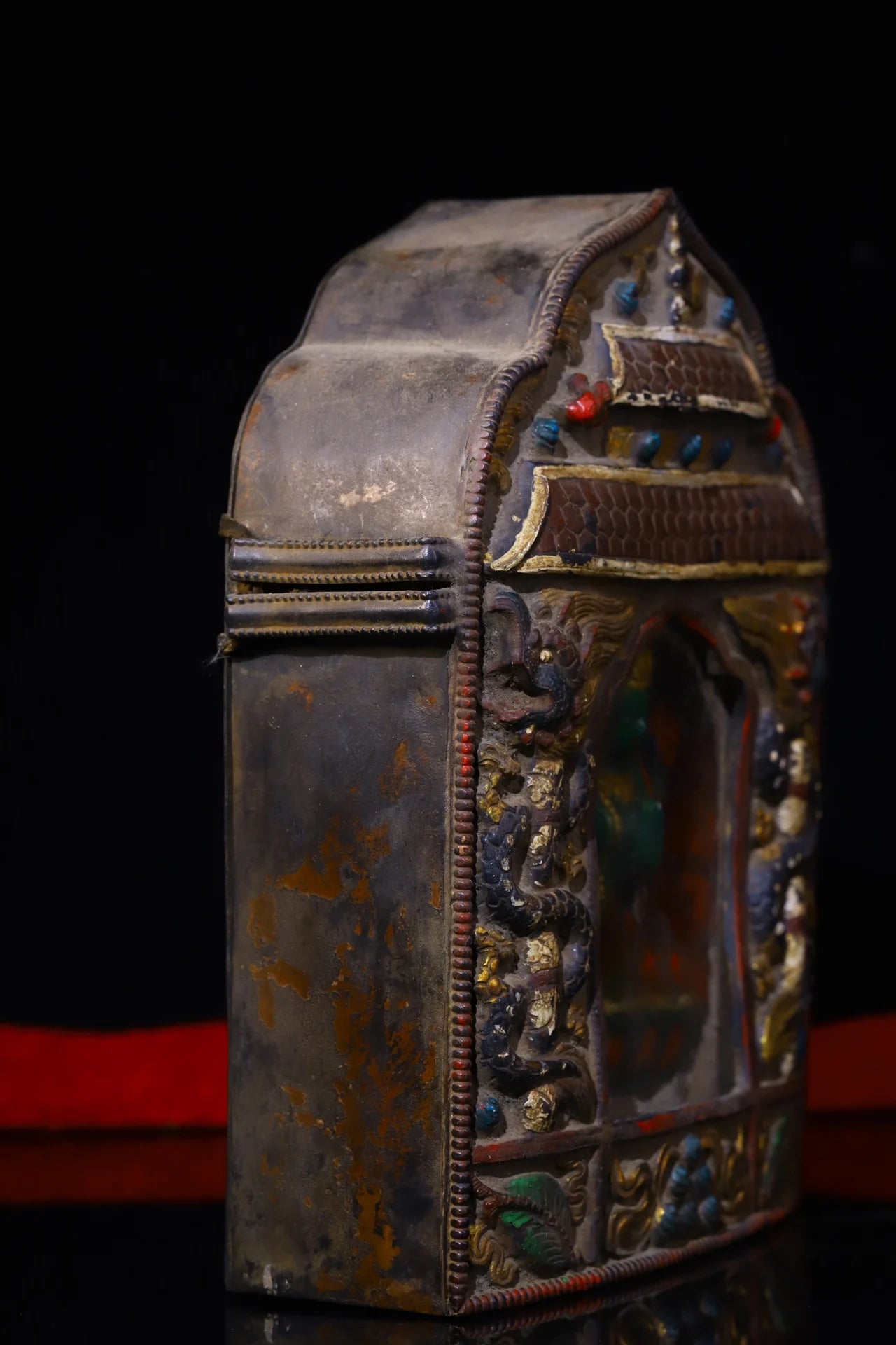 8"Tibetan Temple Collection Old Purple Bronze Cinnabar Painted Green Tara Buddha Gawu Box Buddhist Niche Amulet Worship Hall