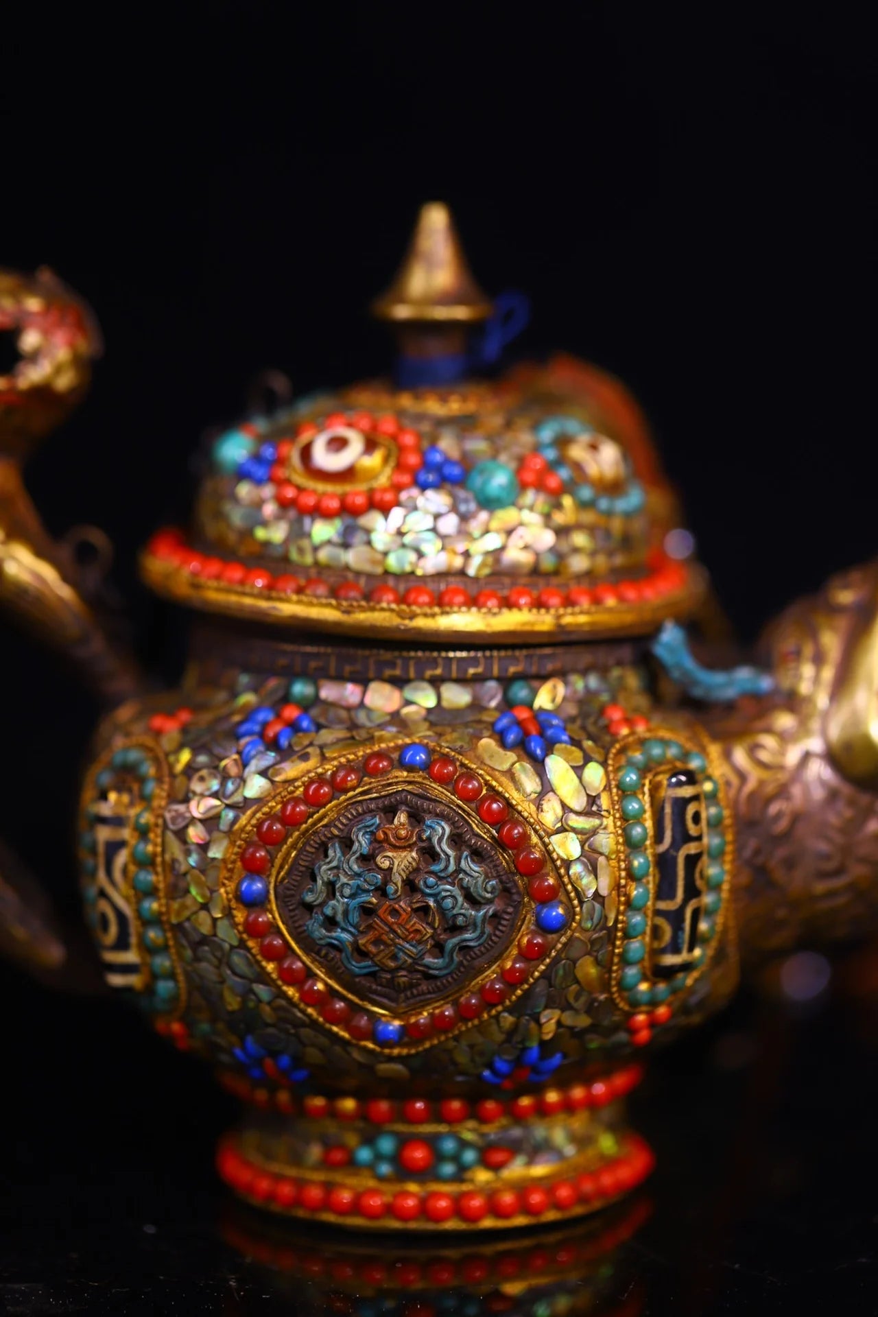 8"Tibetan Temple Collection Old Purple Bronze Painted Mosaic Gem gZi Beads Divine Beast Statue Beast Mouthed Teapot Butter Pot