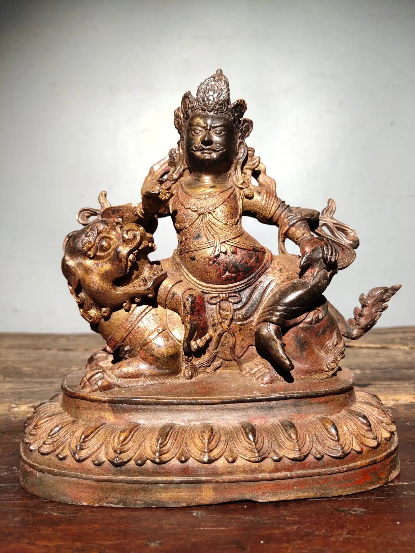 8"Tibetan Temple CollectionOld Bronze Cinnabar Gilt Treasure star God of wealth sit Mythical Animals  Worship Hall Town house