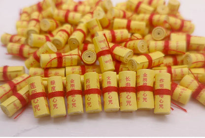 80PCS Wholesale Buddhist supplies 8 BUDDHAS miniature heart mantra Buddhist scriptures Paper roll amulet talisman Temple Abbot