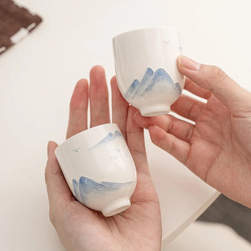 80ml Hand Painted Mountain Gaiwan For Tea  Porcelain Tureen With Lid Teaware Kung Fu Tea Set Chinese Cup Tea Bowls Small Chawan