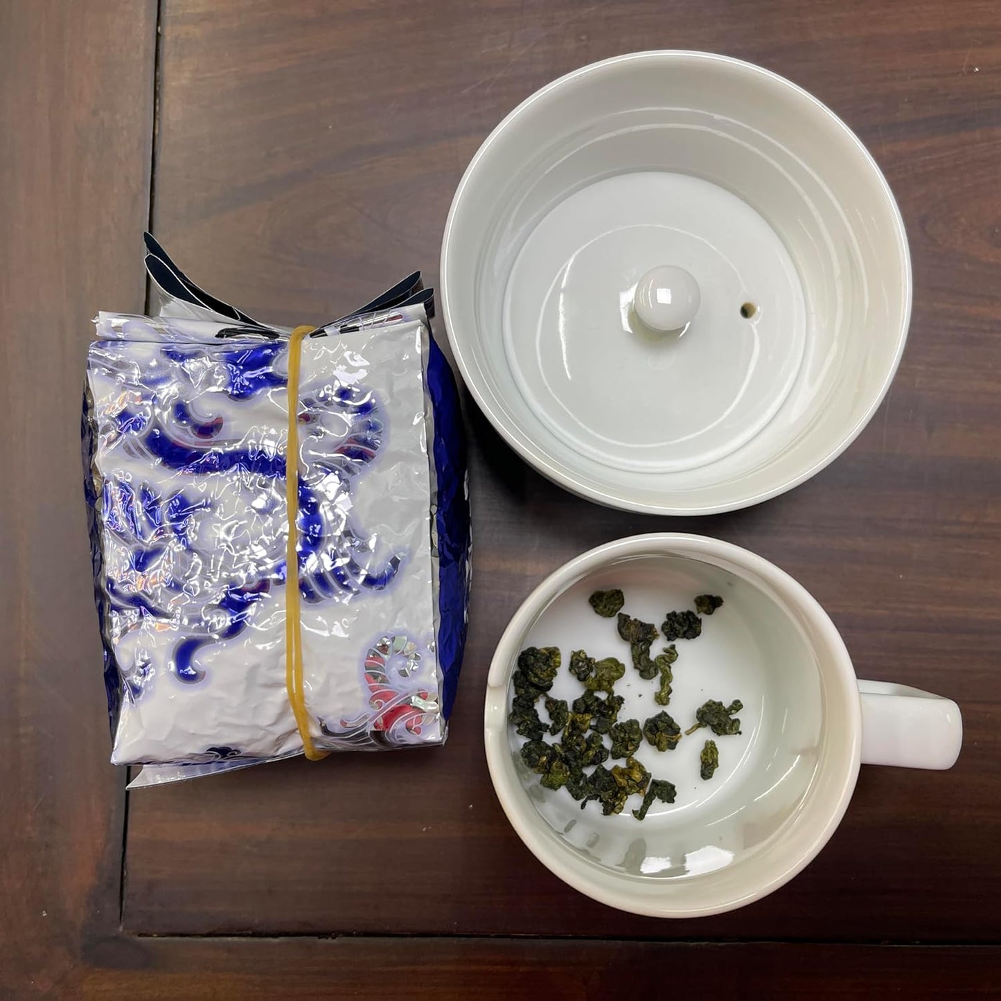 Taiwan unique tea,Chin-Shin-Oolong,Alishan blue and white porcelain,150g*4