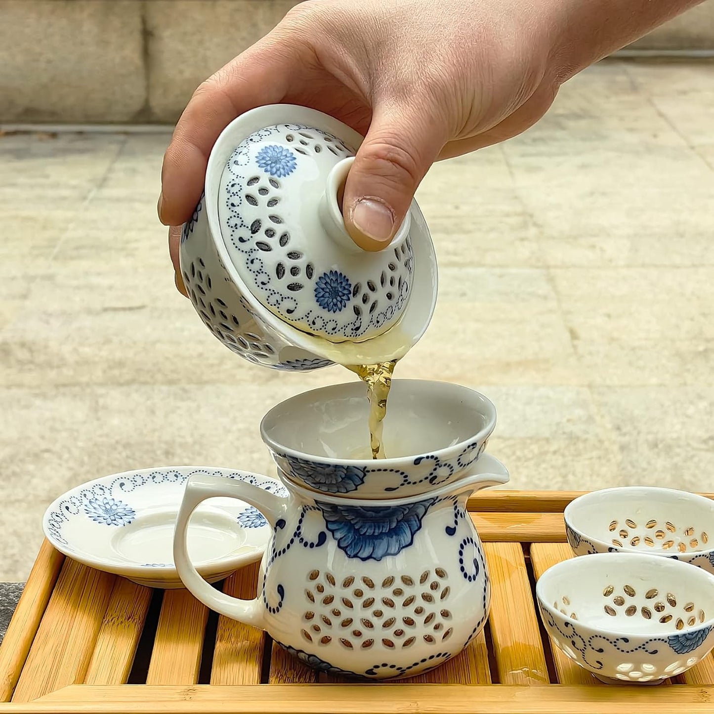 Chinese Yixing Zisha Kungfu Gaiwan Tea Set (Comprised of 3-piece Gaiwan, Tea Tray and 4 Tea Cups)