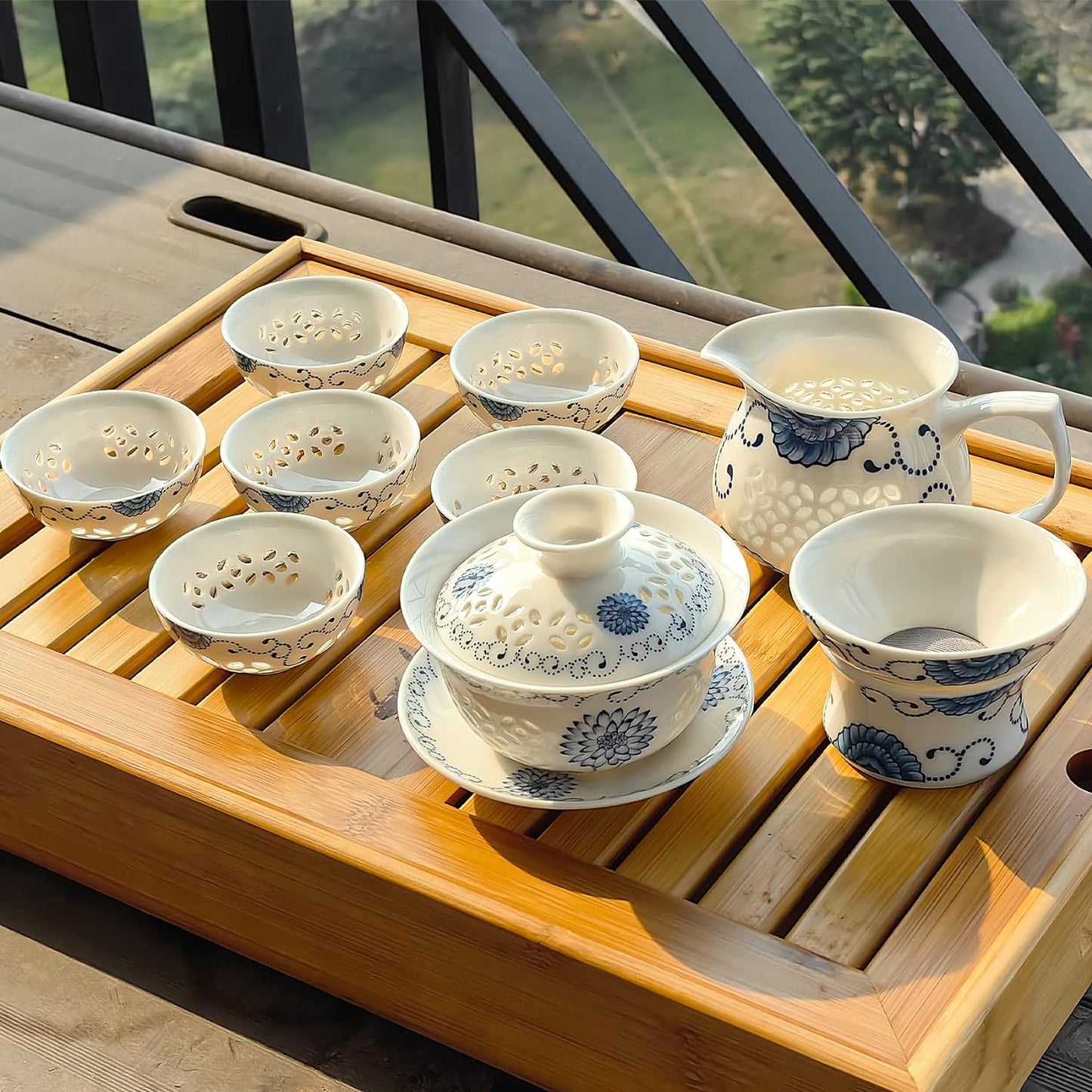 Chinese Yixing Zisha Kungfu Gaiwan Tea Set (Comprised of 3-piece Gaiwan, Tea Tray and 4 Tea Cups)