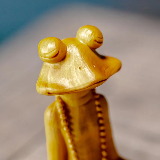 8CM Sitting Frog Meditation Incense Burner Handmade Carved Wood Animal Statue Arts Crafts Lucky Statue Home Decoration