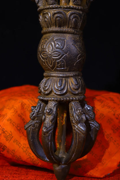 9"Tibetan Temple Collection Old Bronze Cinnabar Nine Shares Vajra Flower Dorje Vajra Phurp Amulet Dharma Town House Exorcism