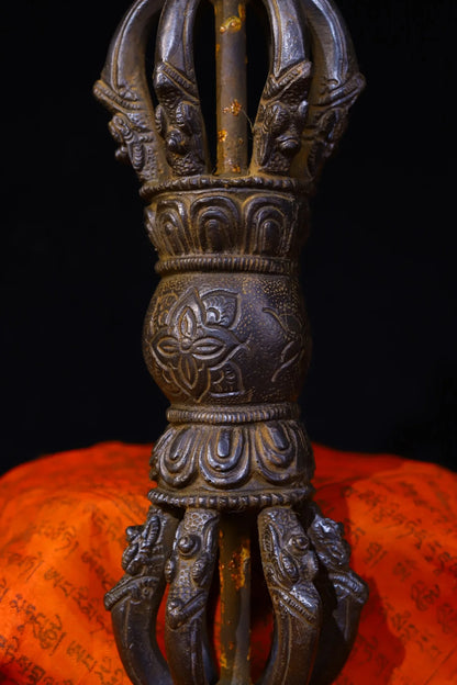 9"Tibetan Temple Collection Old Bronze Cinnabar Nine Shares Vajra Flower Dorje Vajra Phurp Amulet Dharma Town House Exorcism