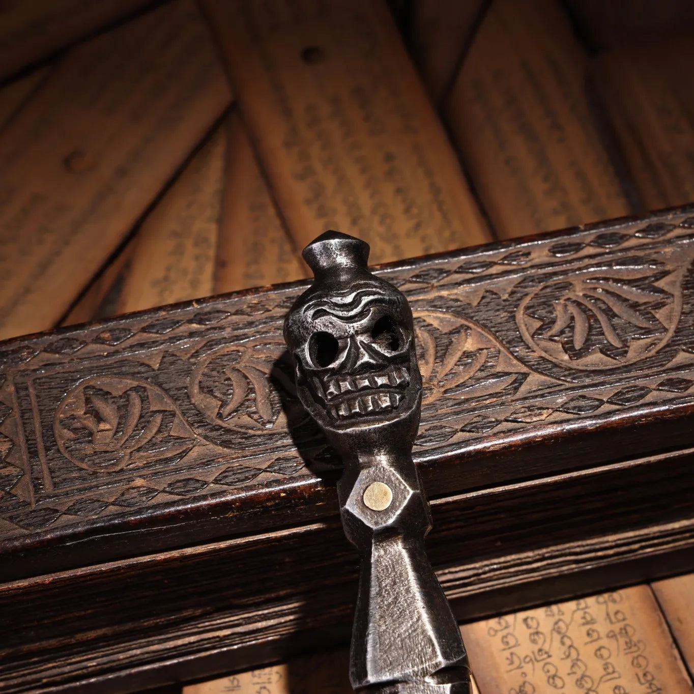 9"Tibetan Temple Collection Old Tiantie Cinnabar Skull Head Vajra Phurpa Beast head Pendant Amulet Dharma Town House Exorcism