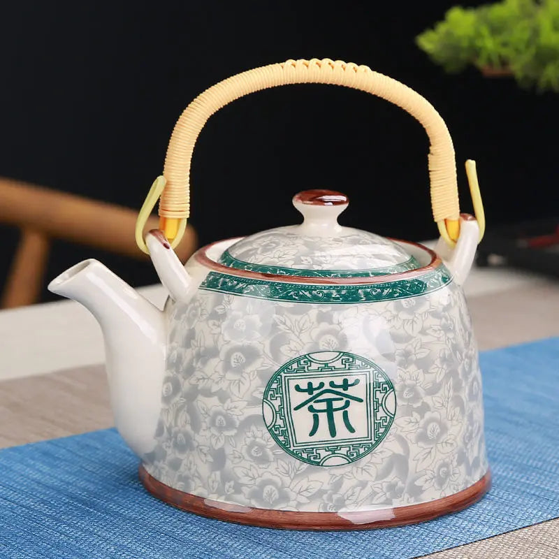 900ml Pot Large Ceramic Capacity Porcelain Teapot With Filter Water Chinese Kung Fu Kettle Teaware Drinkware Kettle Green Tea