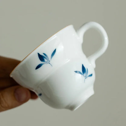 95ml Hand-painted Butterfly Orchid Gourd Tea Cup with Handle Luxury Smelling Cup Fragrance Master Cup Puer Tableware Ornaments