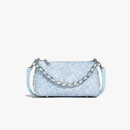 A niche fashion woven chain small square bag with a trendy texture for women's shoulder bags