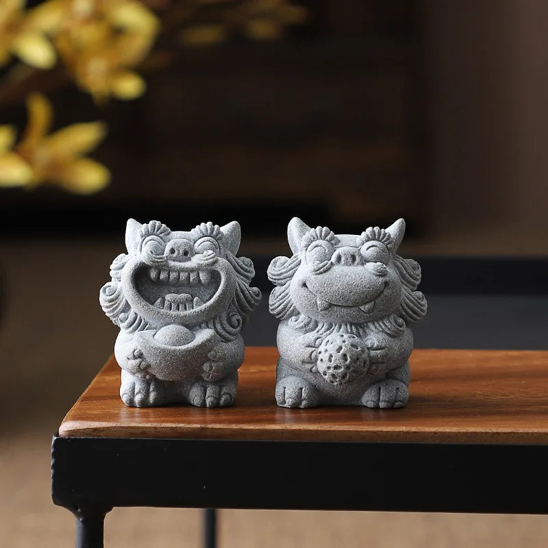 A pair Lucky Stone Lion Statuette Bluestone Carving Chinese mascot Home Room Office Potted Fish Tank Ornaments Free Delivery