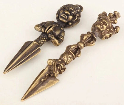 A pair OLD BUDDHIST CHINA BRONZE RITUAL ITEMS PENDANT EXORCIST MASCOT STATUE