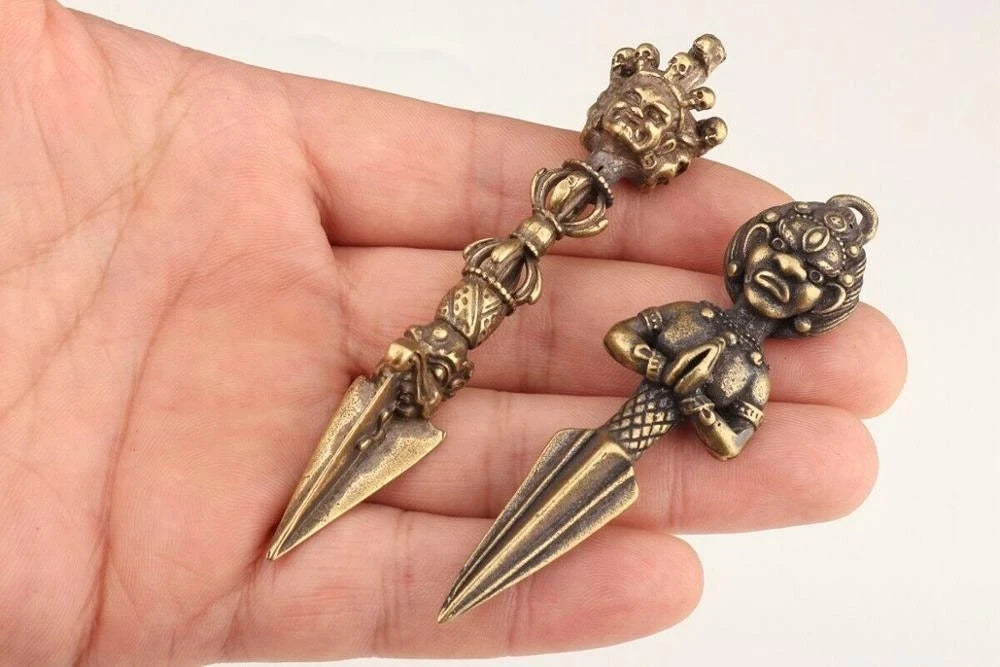 A pair OLD BUDDHIST CHINA BRONZE RITUAL ITEMS PENDANT EXORCIST MASCOT STATUE