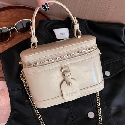 Advanced 2024 Winter New Style Small Square Bag Fashionable Versatile Handbag Crossbody Bag Female Crowd