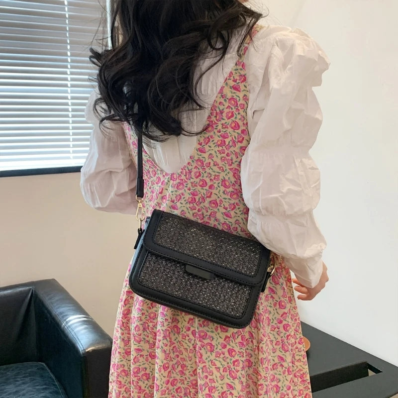 All-matching Crossbody Bag for Women Retro Straw Shoulder Bag Chic-Messenger Bag