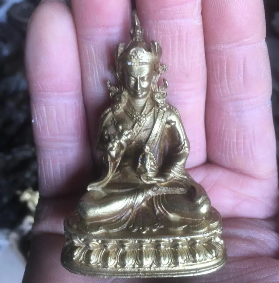 Alloy Buddha Ornament Four-Armed Avalokiteshvara Buddha Ornament Tibetan Guanyin Living Room Home Crafts Decoration Height 6cm