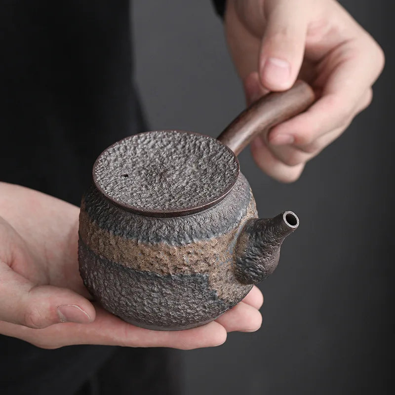 Ancient Early Roast Blackwood Side Handle Pot Ceramic Kung Fu Teapot Gilding Iron Glaze Teapot Japanese Style Single Teapot