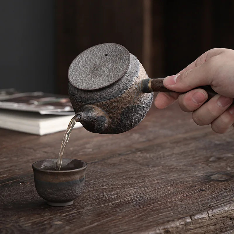 Ancient Early Roast Blackwood Side Handle Pot Ceramic Kung Fu Teapot Gilding Iron Glaze Teapot Japanese Style Single Teapot