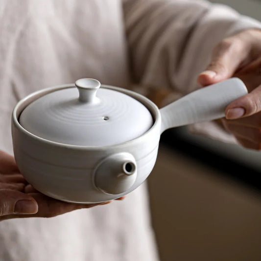 Antique Moon White Side Handle Pot Handmade Ceramic Household Single Teapot Filtering Pot Simple Kung Fu Tea Set Tea Infuser