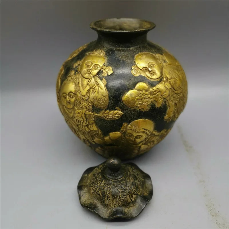 Antique Qing Dynasty Handwork Bronze Copper Carved Figure Statue Pot Tank Can