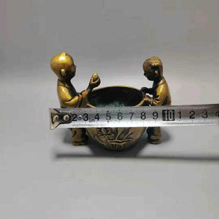 Antique pure copper gold child and jade female ornaments creative brass ashtray pen washing copper junk