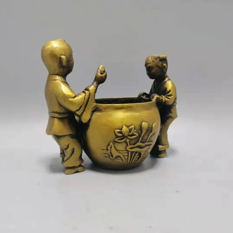 Antique pure copper gold child and jade female ornaments creative brass ashtray pen washing copper junk