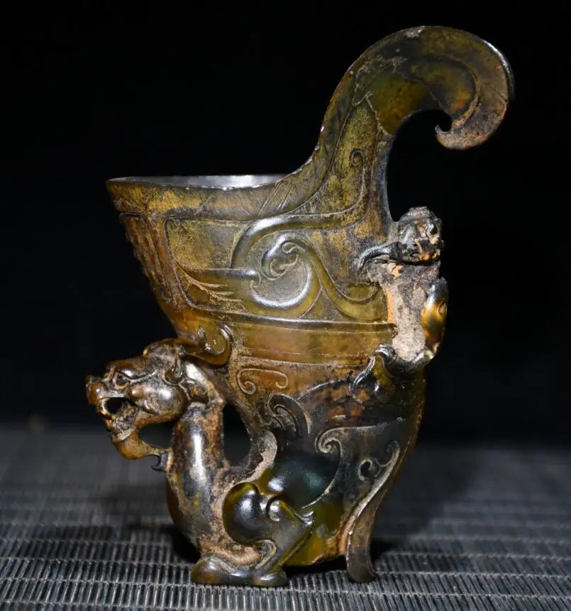 Archaize Coloured glaze people animal cup crafts statue