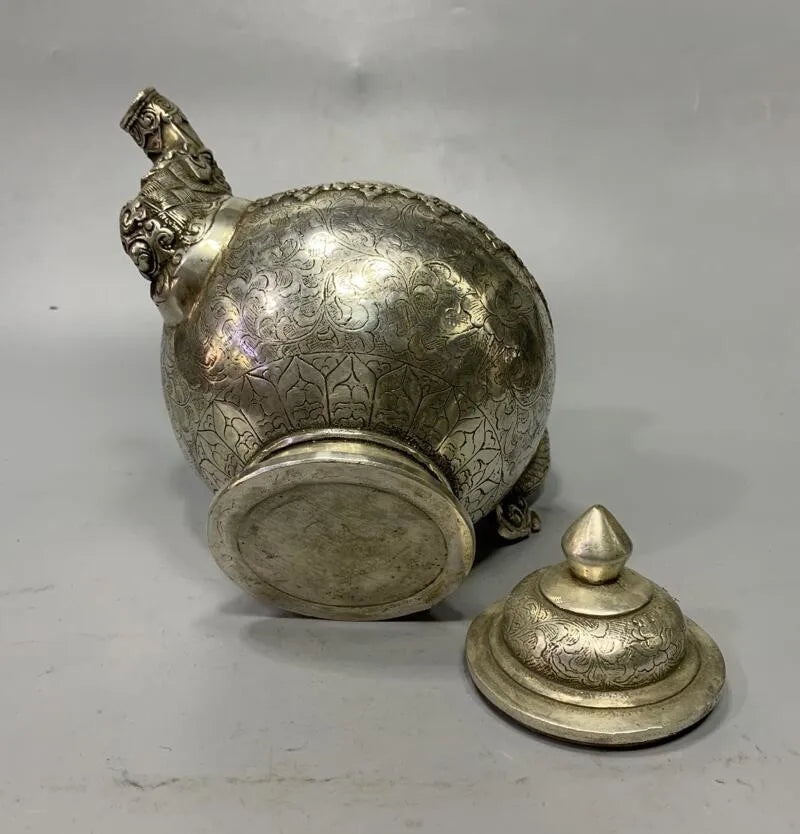 Archaize White copper Tibetan teapot crafts statue