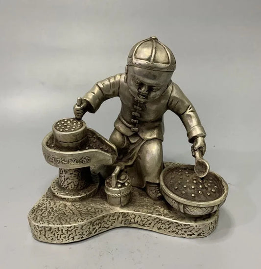 Archaize White copper boy push millstone crafts statue